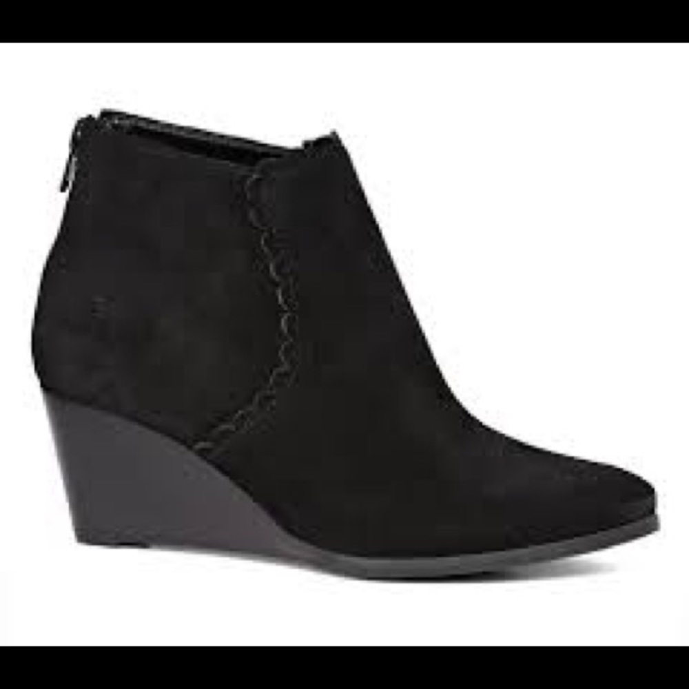 Jack Rogers Emery Wedge Bootie. Black. Size 8. NIB